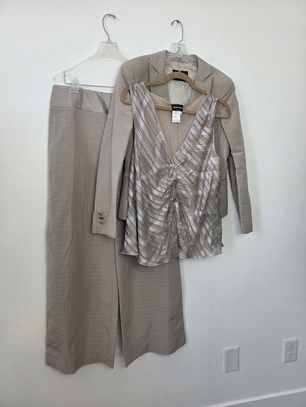 Giorgio Armani 3 Piece Pant Suit Linen Silk Tan Designer Wide Leg Professional